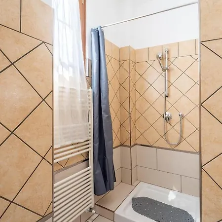 Two Steps From - Maggiore Relax * 도멜레토