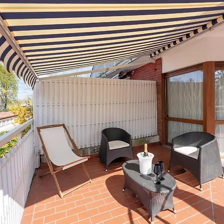 Two Steps From - Maggiore Relax Апартаменты *